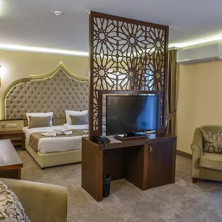 Sahara فندق سفيلين جراد